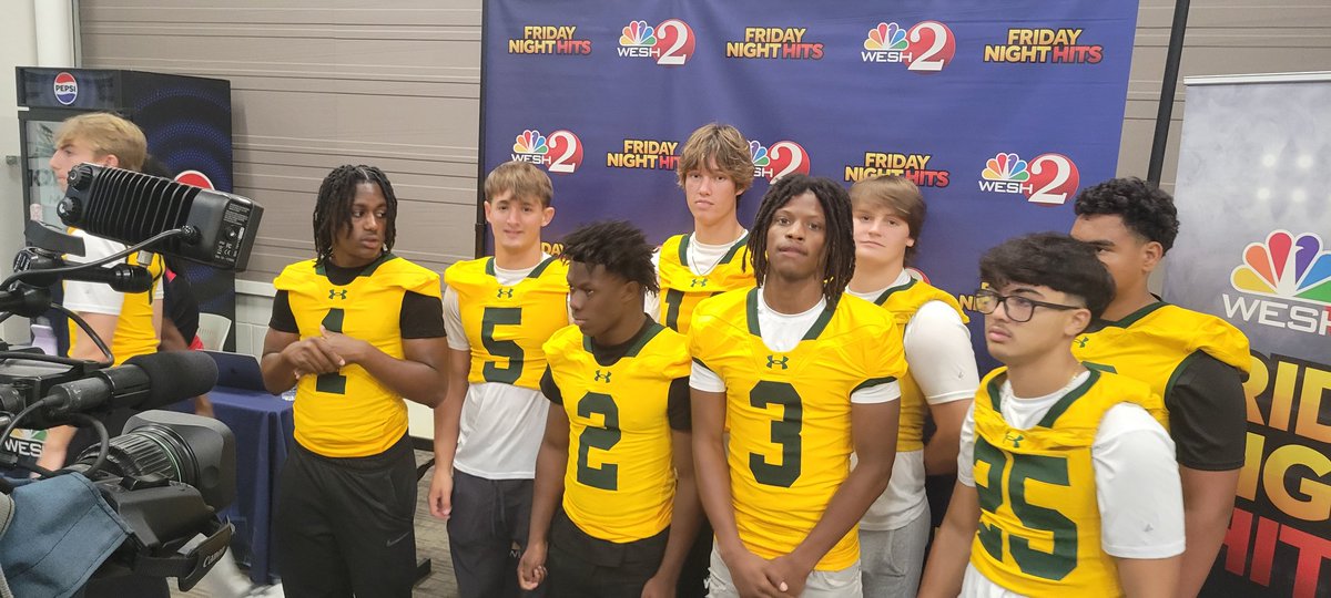 raefsu23's tweet photo. Media Day!! @DanLaForestFB #BrevardCounty https://t.co/LrP3D14nt9