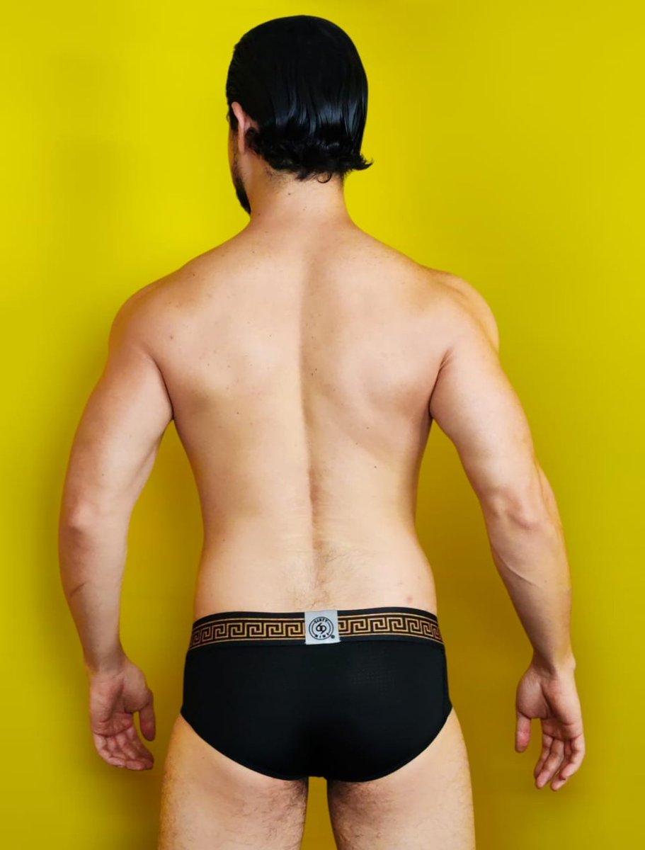Buenos días de viernes! 🖤🖤🖤
<a href="/Wonderman_of/">Wonderman</a>