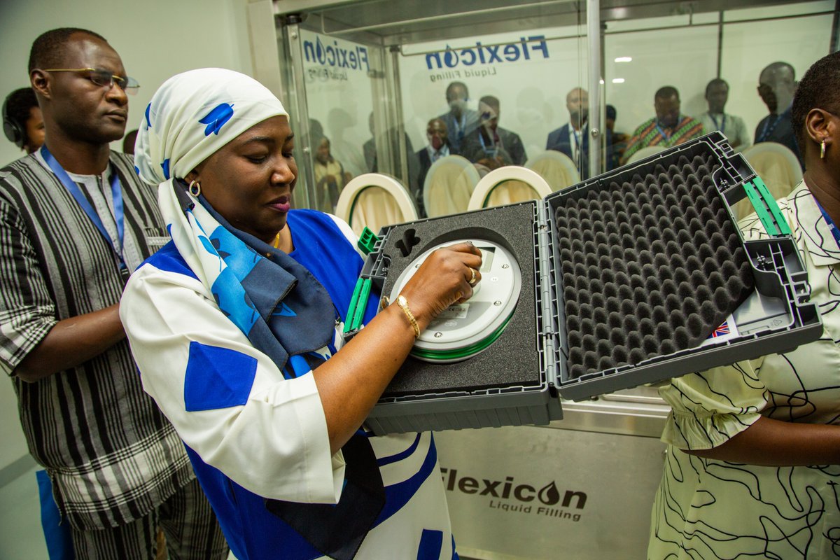 PasteurDakar's tweet image. 𝐖𝐀-𝐑𝐂𝐂𝐍 𝐤𝐢𝐜𝐤𝐬 𝐨𝐟𝐟 in Diamniadio! On July 15–16, @PasteurDakar hosts the 1st regional meeting to boost biomanufacturing skills across West Africa, with @AfricaCDC & partners.
Together for a resilient, skilled health ecosystem!
#WARCCN #Biomanufacturing #AfricaCDC