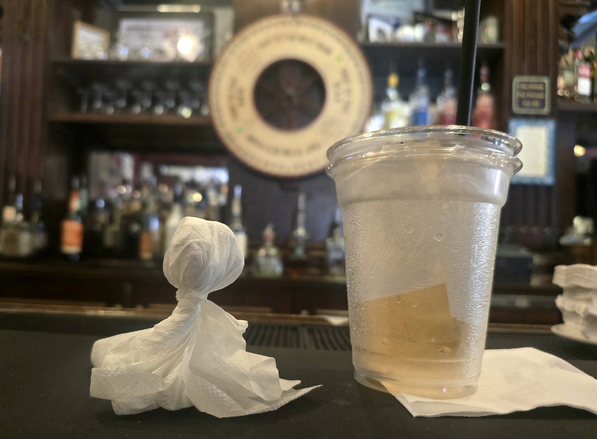 ShawnTucker623's tweet image. Finnegan&apos;s already looking Spooky for #HHN34