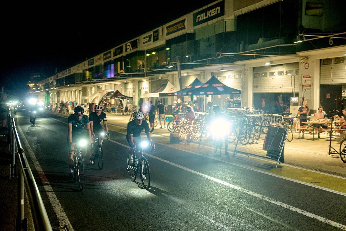 The countdown is on: Rad am Ring is just around the corner! 💥🚴‍♀️

Tomorrow is finally the day – adrenaline, team spirit, and goosebumps in the Green Hell!

Whether it's the 24-hour bike race, the public race, or the kids' race – we look forward to seeing everyone there this