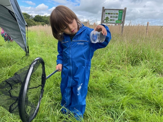 AvonNeedsTrees's tweet image. This August, join us for a fun-filled Family Nature Day at our beautiful 34-acre Hazeland site in Wiltshire.🌿🦋
Enjoy outdoor games and nature crafts to inspire curiosity and connection with the natural world.
Sign up👉avonneedstrees.org.uk/events/
Thanks to @HeritageFundUK
