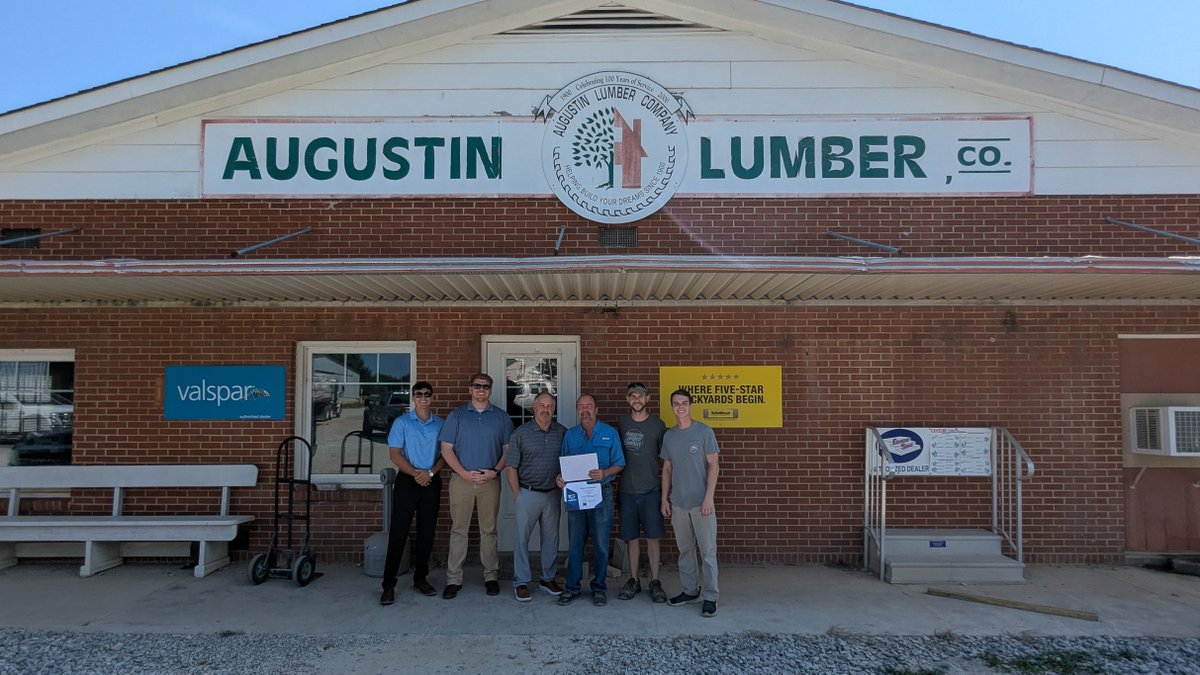 TNECD's tweet image. We recently spent the day in Lawrence County visiting businesses that have each served their communities for 100+ years. 🎉
H. B. Brink & Company Inc., Parkes Lumber Company, @LorettoTelecom and Augustin Lumber Company are incredible examples of TN's legacy of resilience,…