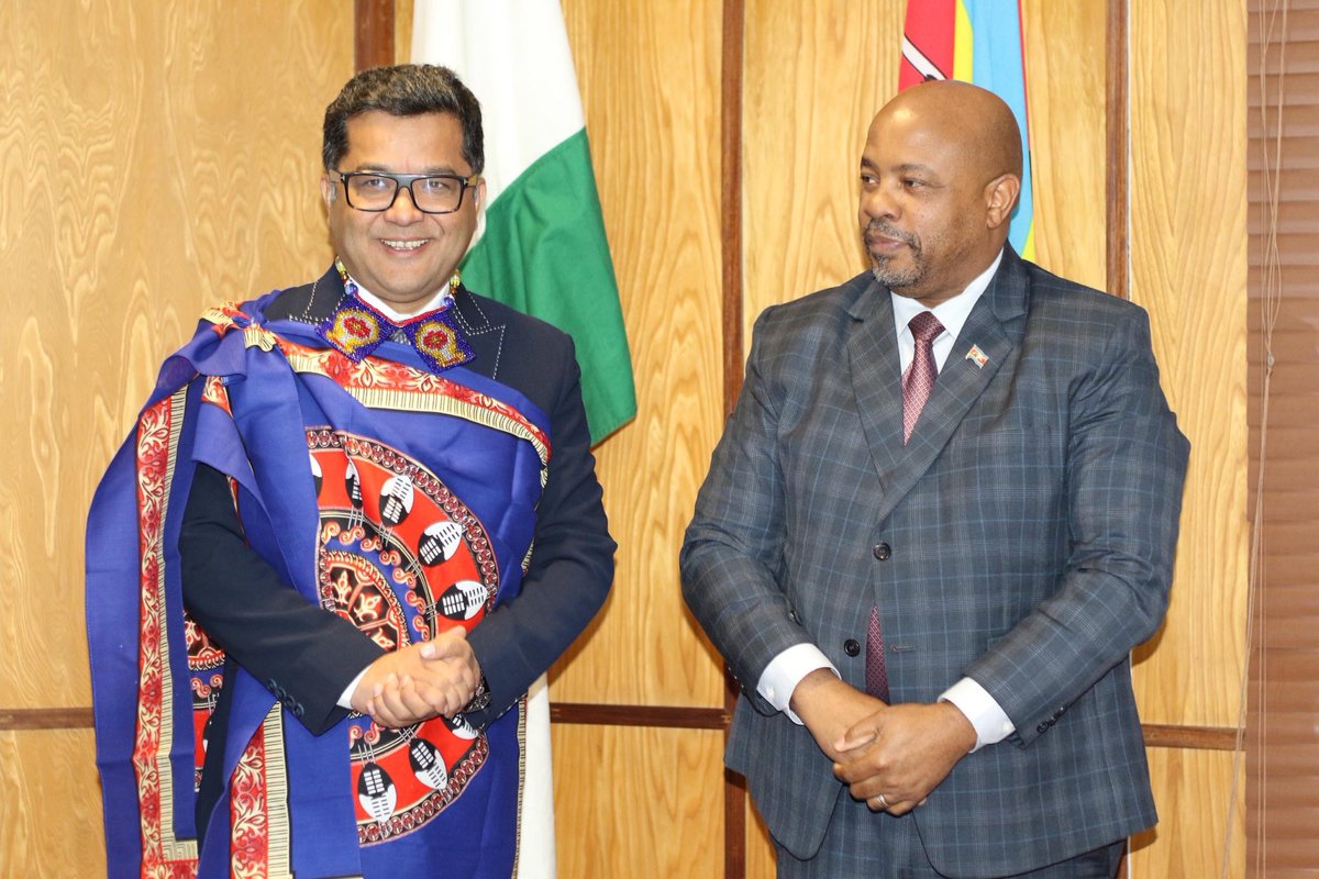 Pabitra Margherita (@pmargheritabjp) on Twitter photo Happy to meet H.E. Mr. Mduduzi Matsebula, Minister of Health of Eswatini.
Had fruitful discussions on strengthening bilateral cooperation in the health sector.
<a href="/MEAIndia/">Randhir Jaiswal</a> Happy to meet H.E. Mr. Mduduzi Matsebula, Minister of Health of Eswatini.
Had fruitful discussions on strengthening bilateral cooperation in the health sector.
<a href="/MEAIndia/">Randhir Jaiswal</a>