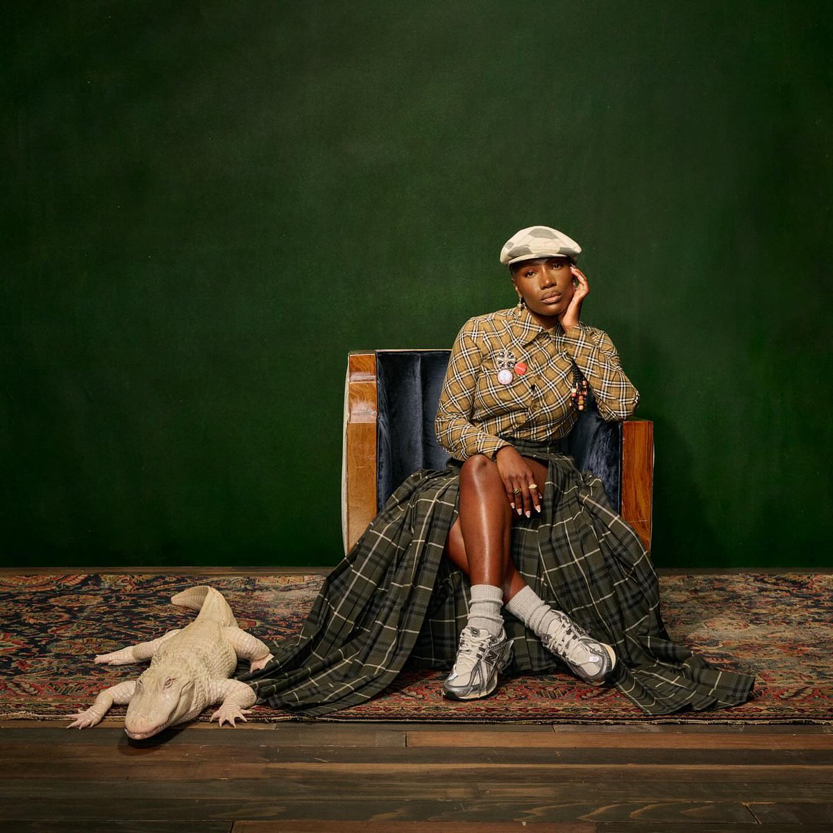 doechiiupdates's tweet image. Doechii “ALLIGATOR BITES NEVER HEAL” was the best-selling female rap album in the US based on total units in the first half of 2025.