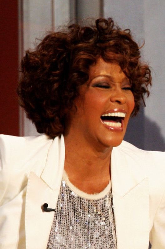 ratedpaulie's tweet image. Drop anyone now @rihanna
