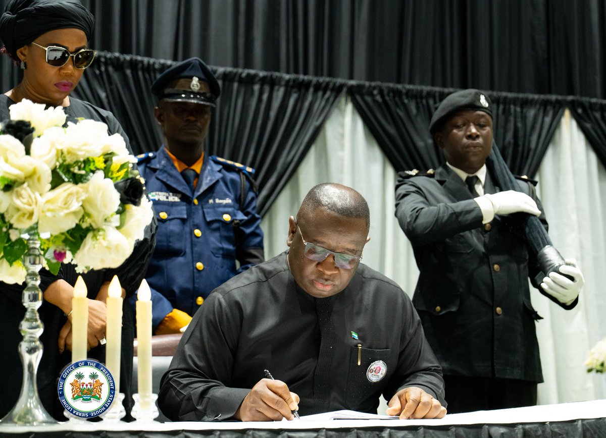 julius_maadabio's tweet image. With a profoundly heavy heart, I paid tribute to an extraordinary pathmaker, a pioneer in so many ways, my former vice presidential candidate from 2012, Dr. Kadie Sesay. Her legacy will always be a source of inspiration, empowering countless women and girls to reach for greater…