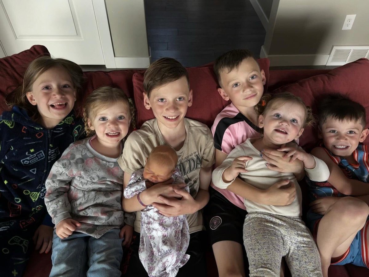ckoopman's tweet image. After a few weeks (mostly) offline, I’m back with some amazing news to share.
Grace Koopman arrived a few weeks ago. Our seventh child, fourth daughter. A tiny new thread in the wild and wonderful story of our family. She’s healthy, perfect, and already deeply loved by her (very…
