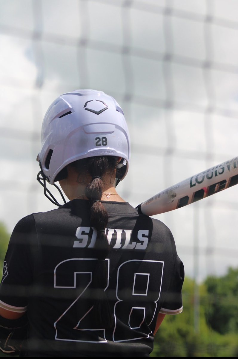 Last tournament of the 2025 summer season 🤩 I’m excited to get it going! Let’s finish strong! 💪🥎🤍🖤