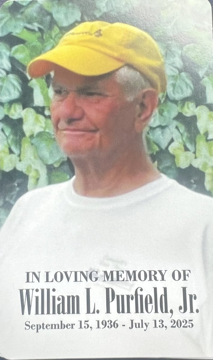 davidniu7's tweet image. Rest easy Mr Purf🙏🏽 A beautiful service for a great man &amp;amp; family💚🤍Loved his St Patrick’s Day battles @USA_Tomahawks v @Irelandrl @amnrl 🏉☘️🇺🇸🍻