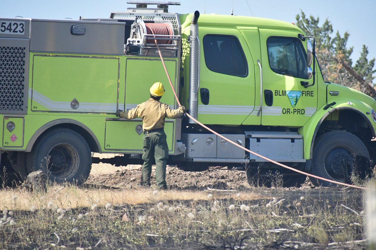 OSFM's tweet image. Our incident information blog, osfminfo.org, is updated with the latest on the #CramFire.
The fire is 94,293 acres and a community meeting will be held tonight at 5:30 at Jefferson County Middle School.