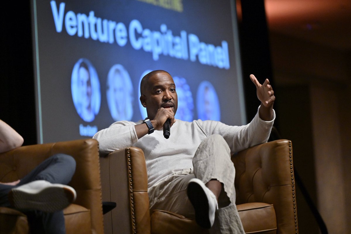 NBAalumni's tweet image. As former athletes become more involved in the venture capital space, we’re committed to educating and supporting our Legends on the different paths and unique perspectives they can bring to their entrepreneurial journey
#LegendsAnnualMeeting