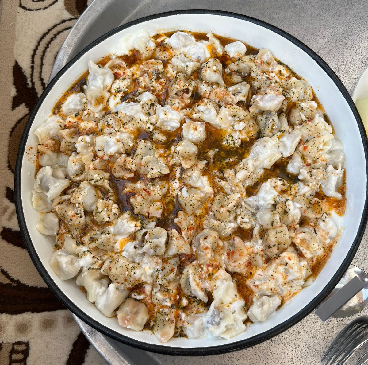 napıyonuz gelin mantı yiyek