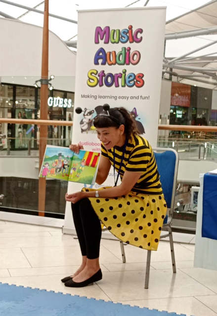 Storytime with Anna Christina (@storytimewithac) on Twitter photo Can't wait for Storytimes this weekend at #TheO2! If you missed them last weekend, here's my blog: musicaudiostories.com/blog/fun-at-th…
Drop-in at the Upper-Level seating area at:
📍 #OutletShoppingatTheO2
📅 Sat 19 July
📅 Sun 20 July
🕘 11-11:30am | 12:30-1pm
ℹ️ outletshoppingattheo2.co.uk/news/detail/st… Can't wait for Storytimes this weekend at #TheO2! If you missed them last weekend, here's my blog: musicaudiostories.com/blog/fun-at-th…
Drop-in at the Upper-Level seating area at:
📍 #OutletShoppingatTheO2
📅 Sat 19 July
📅 Sun 20 July
🕘 11-11:30am | 12:30-1pm
ℹ️ outletshoppingattheo2.co.uk/news/detail/st…