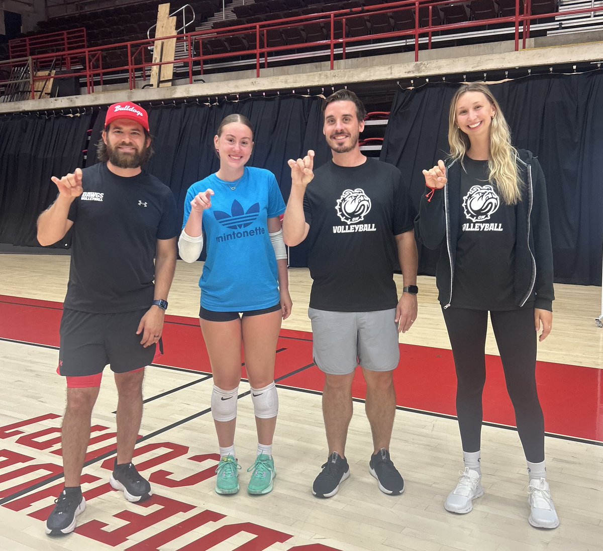 Kelsie Smith (@kelsiesmith26) on Twitter photo Thank you <a href="/GWU_VB/">Gardner-Webb Volleyball</a> for inviting me to your camp! I had a great time competing in your gym, seeing the campus and meeting the players. Go Bulldogs! Thank you <a href="/GWU_VB/">Gardner-Webb Volleyball</a> for inviting me to your camp! I had a great time competing in your gym, seeing the campus and meeting the players. Go Bulldogs!
