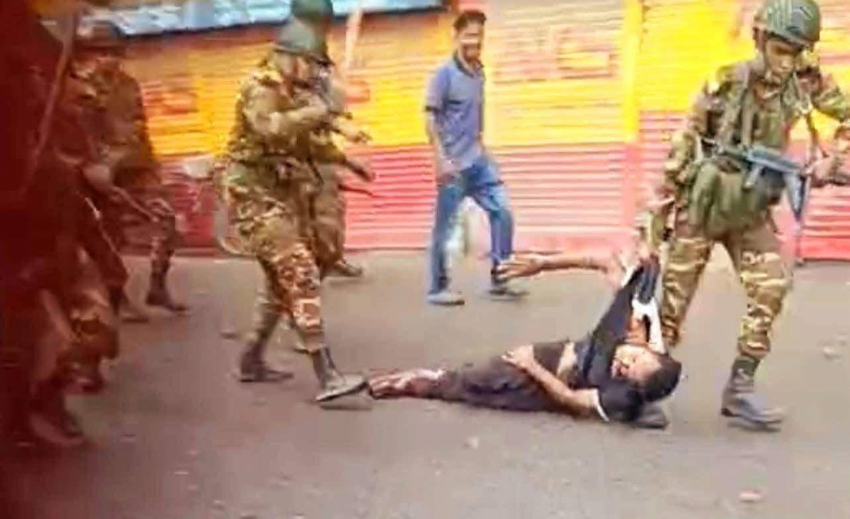 Eastsidepc71Ali's tweet image. Nobel laureate Dr. Yunus should be prosecuted for killing unarmed civilians in Gopalgonj , Bangladesh .
@nypost
@nytimes
@guardian
@UN
@UNPeacekeeping
@StateDept
@cnnbrk
@sajeebwazed