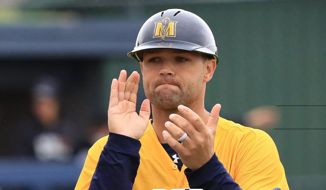 TheAdamBWells's tweet image. This afternoon, Murray State officially approved the new 4-year contract for head baseball coach Dan Skirka.
Skirka will now make $240,000 per year over the course of the contract.
That will make him the highest paid coach in the Missouri Valley Conference coming off of the CWS