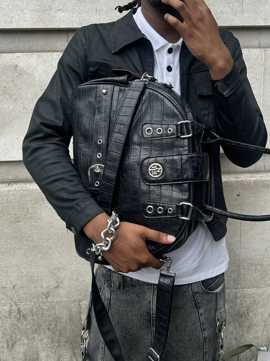 mvpjase's tweet image. Not a purse