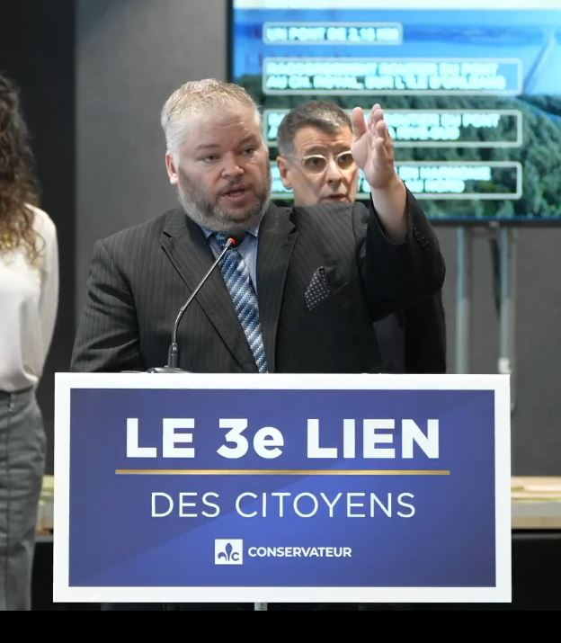 MartCharron's tweet image. Le 3e lien des Citoyens : un projet pour tout le Québec, pas juste Québec.
En juin dernier, avec M. Duhaime, nous avons présenté le 3e lien des Citoyens — un projet structurant, réaliste, et pensé avec et pour les régions.
- Il améliore la fluidité à l’est de Québec
- Il…