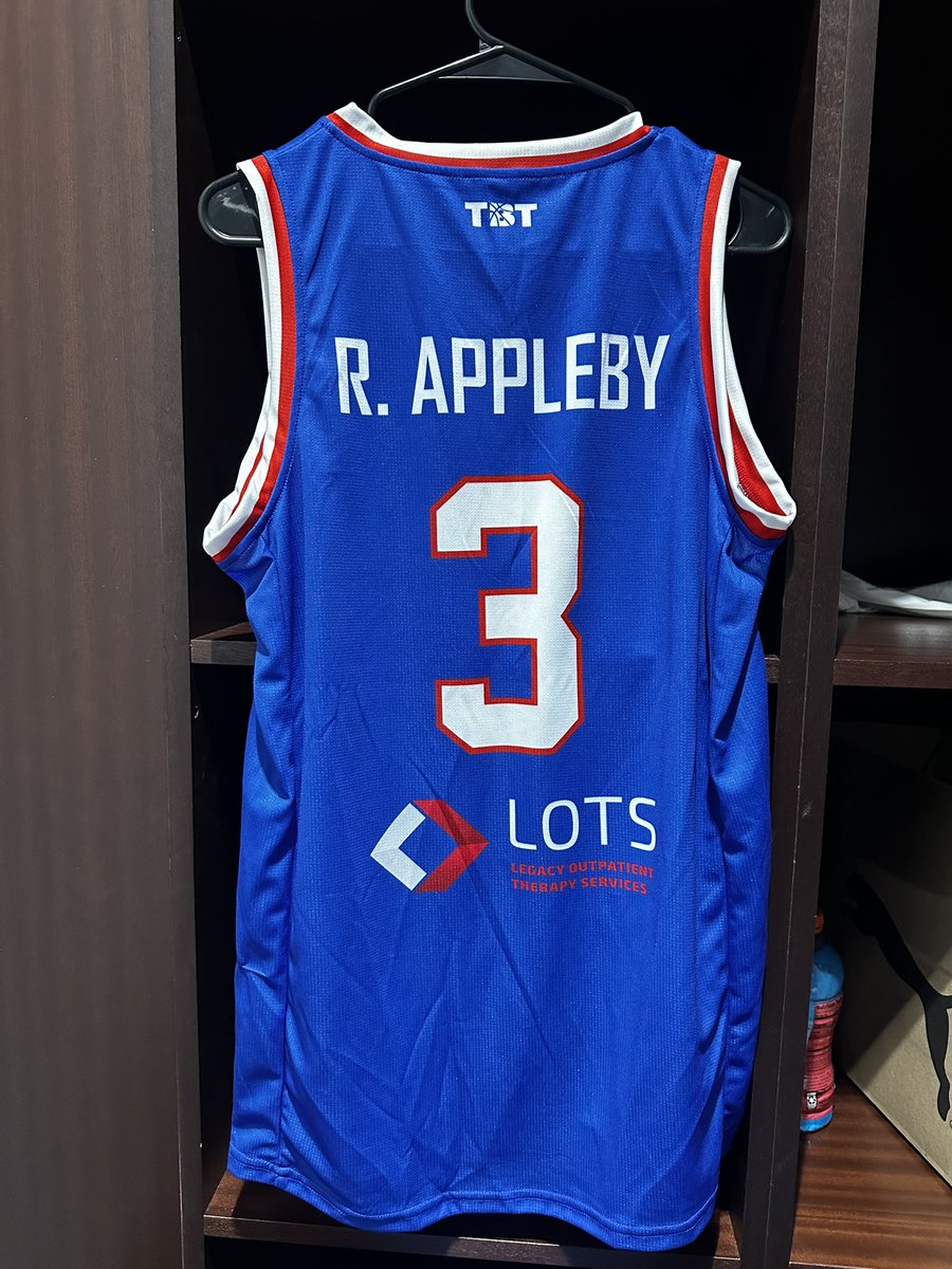 DunkinDogsTBT's tweet image. Going with the blues today 🔵

Thank you to our sponsors, @ToyotaKarl, @BlckRifleCoffee, @MSGfuture and Legacy Outpatient Therapy Services.

@LATechHoops x @TheTournament