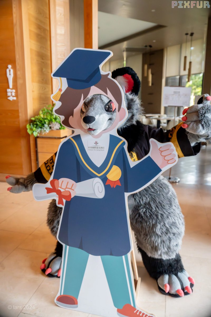 #FursuitFriday 
UTFGでようこそ!
📷: <a href="/LarsHagrid/">LarsHagrid🐺 🔜 Infurnity</a>