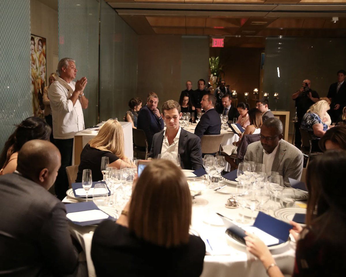 BernardinPrive's tweet image. Chef @ericripert leading an exclusive demo in Les Salons — an intimate space where there’s no second row. Before the first course, he and Chef Gestel guided guests through breaking down a whole tuna loin