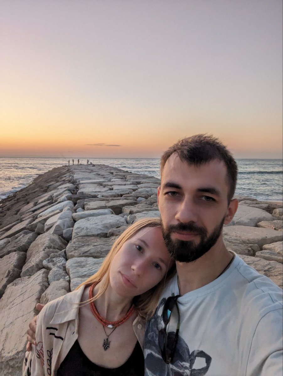 Iraapolo's tweet image. Що б я найбільше хотіла сказати чоловіку зараз, якби могла?
Якби у мене був шанс сказати Андрію щось вже після смерті і знати, що він точно почує, то сказала:
@Andrew89875680 , ти був моїм кращим вибором в житті, чудовим партнером, другом, Людиною, Захисником, Героєм.
Я…