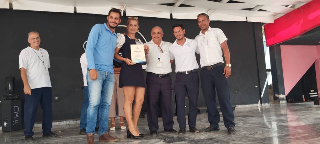 Culmina el Forum provincial de <a href="/ETECSA_Cuba/">ETECSA</a> en #Artemisa premiando las innovaciones. Trabajo conjunto del Dpto TI y el Dpto Operaciones.
<a href="/AbelAnt0ni0/">Abel Antonio</a> <a href="/yoslierns/">Yoslierns</a> <a href="/NapolesYury/">Yury Vargas Nápoles</a>