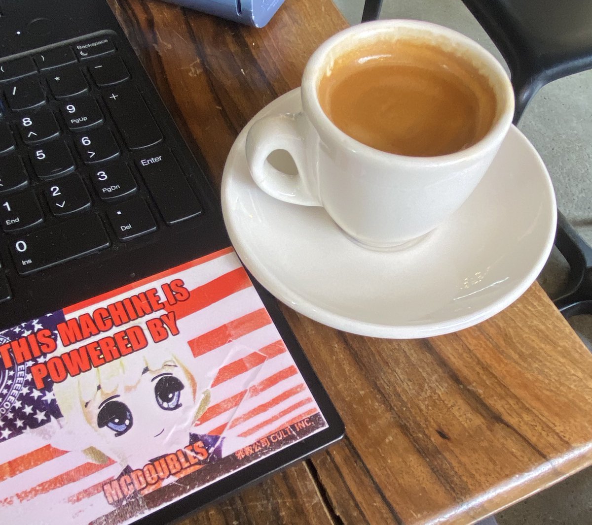 0xBel_'s tweet image. Gm
Last day in Philly and decided to hit up my favorite non-binary cafe (alpha). Switched it up with a classic double espresso.
I’ve always said you can judge a cafe/restaurant place by how & who makes the simple classics.
Plain cheese pizza, spaghetti with gravy (marinara…