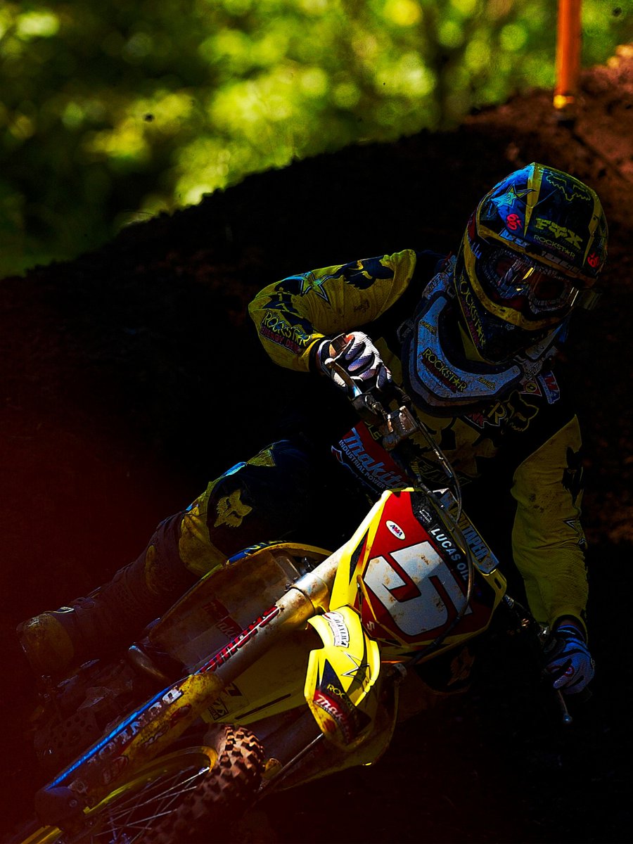 wewentfast's tweet image. Between 2010-2015, Ryan Dungey won 8 of 12 motos at Washougal and was second in the other four.
He won five overalls in 6 seasons.
Dungey (not Ricky Carmichael!) has the most Washougal premier class victories (5)
This is RD in 2010 on his way to a 1-1 victory.