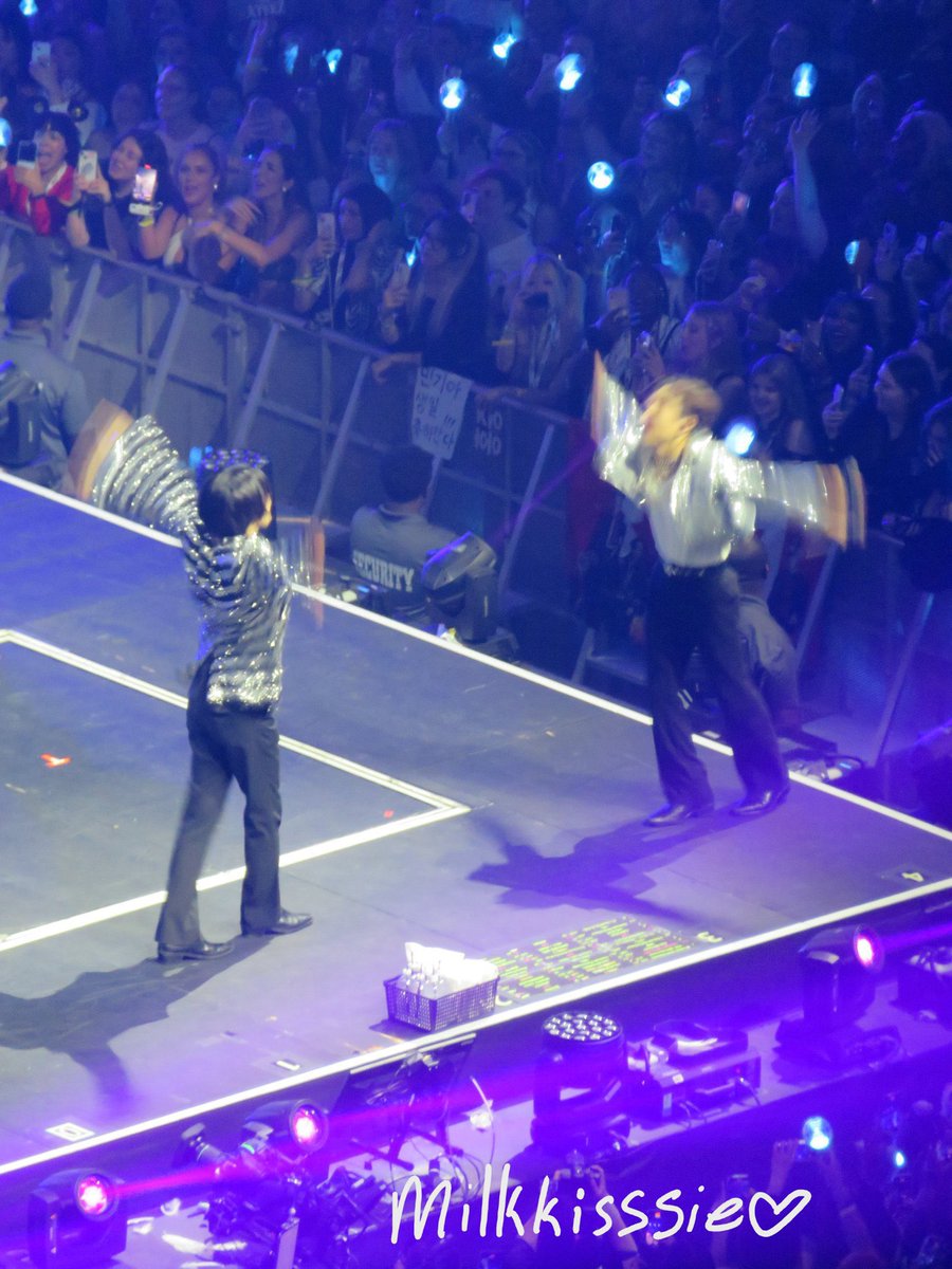 bugs when you pick up a rock: