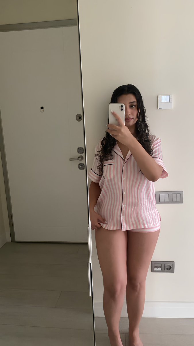 Ela (@ellakawak) on Twitter photo 