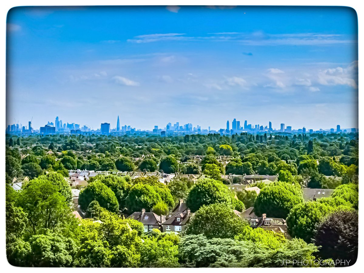 JPPhotography21's tweet photo. Todays walk around Kew Gardens
@SallyWeather @ChrisPage90 @HollyJGreen @WeatherAisling @SimonOKing @BBCLondonNews @Kate_Kinsella @lizzieweather @KawserQuamer https://t.co/NQbwmd91OX