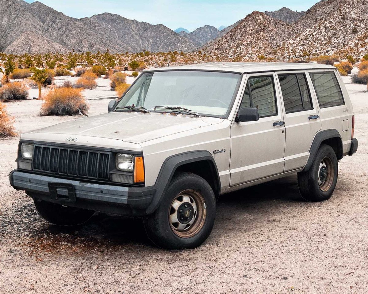 the D (@dieselonradio) on Twitter photo It's a 90s throwback weekend on <a href="/933theplanet/">933ThePlanetRocks</a>, so what cars made in the 90s have you owned?
Only 1 for me, a '96 Jeep Cherokee. I drove it until the transmission gave out at 280k miles. Looked like this 👇 but with less rust. It's a 90s throwback weekend on <a href="/933theplanet/">933ThePlanetRocks</a>, so what cars made in the 90s have you owned?
Only 1 for me, a '96 Jeep Cherokee. I drove it until the transmission gave out at 280k miles. Looked like this 👇 but with less rust.