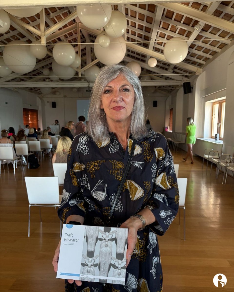IntellectBooks's tweet image. So lovely to see Katherine Townsend, one of the editors of Craft Research, at FCVC 2025 conference.
Find out more about the journal here 👉intellectbooks.com/craft-research