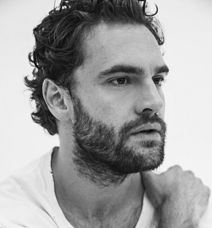 AcervoAli's tweet image. 🚨Claire Scanlon, a diretora do filme O Plano Imperfeito, irá dirigir a adaptação cinematográfica do livro A Hipótese do Amor.

Ansiosos!?

🩷🧬 #TheLoveHypothesis