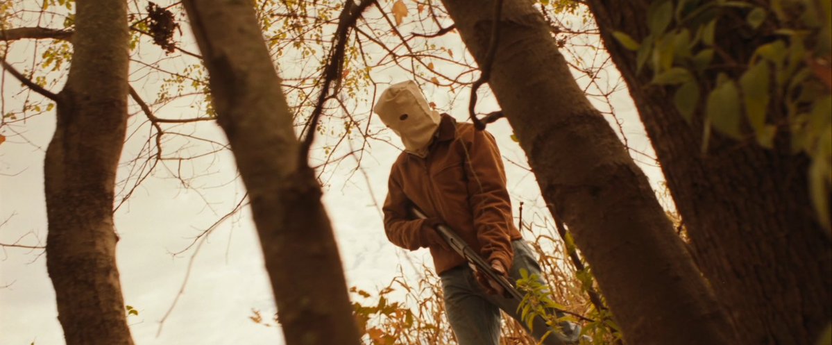 FrightFest's tweet image. The penultimate film of FrightFest on the Main Screen will be the International Premiere of THE ROWS by director Seth Daly. 7-year-old Lucy wakes in a cornfield with no memory, hunted by masked killers and aided by her dog and a strange golden creature!