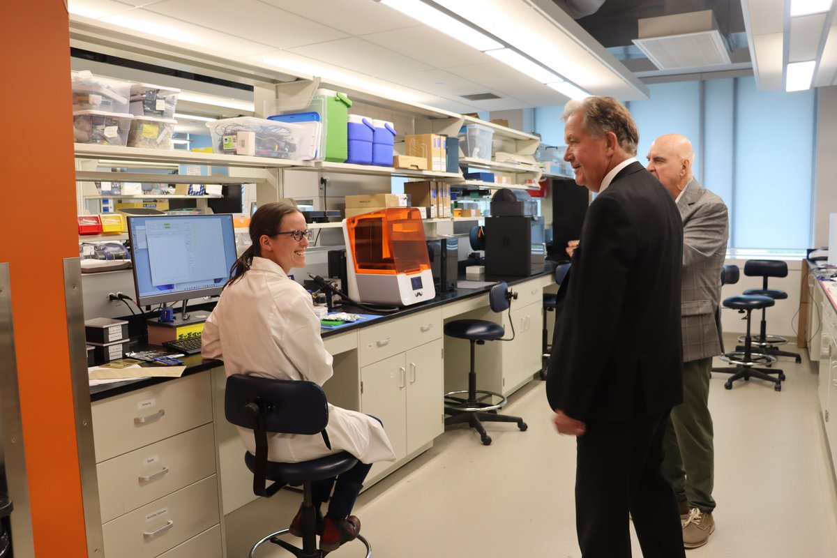 GeorgePirieMPP's tweet image. The North is driving dynamic new technologies, and our government, through the @NOHFC, is helping to grow innovation.
Touring the impressive facilities run by @VervTech right here in Sudbury, I witnessed the future in medical technology, and the vast potential Northern companies…