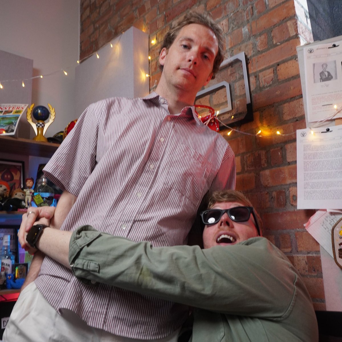 ThisParaLife's tweet image. It’s the weekend which means another episode of the AFTERPARTY!

This week we talk Andor, flip flops, hulk hogan, and the behind the scenes of This Paranormal Life, only on Patreon. 

Listen now!
patreon.com/posts/afterpar…
