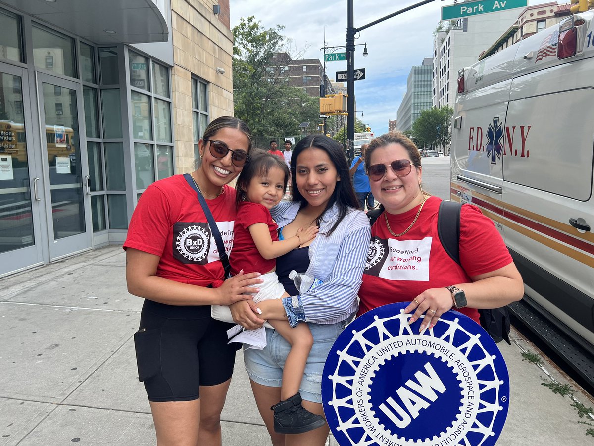 BxDUnion's tweet image. DAY 1 STRIKE: Our clients joined our picket line!
