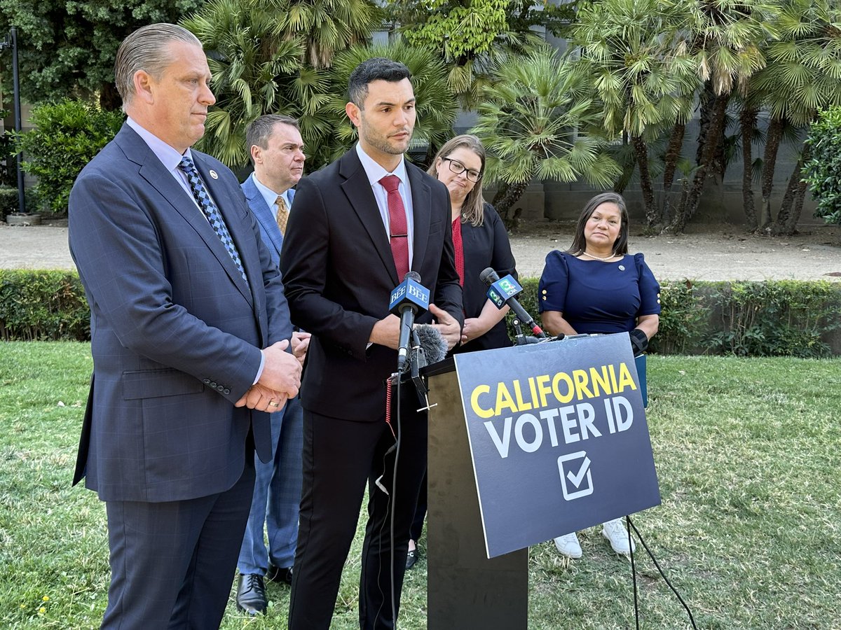 DavidTangipa's tweet image. It’s time to put in the sweat equity.
The 2026 fight for California starts NOW—and here’s the Gameplan:
1️⃣ Show up
2️⃣ Sign up
3️⃣ Speak up
4️⃣ Let’s get 1 MILLION signatures to take back our state.
No more California refugees—be a California rebel.
Let’s go. Send a message or…