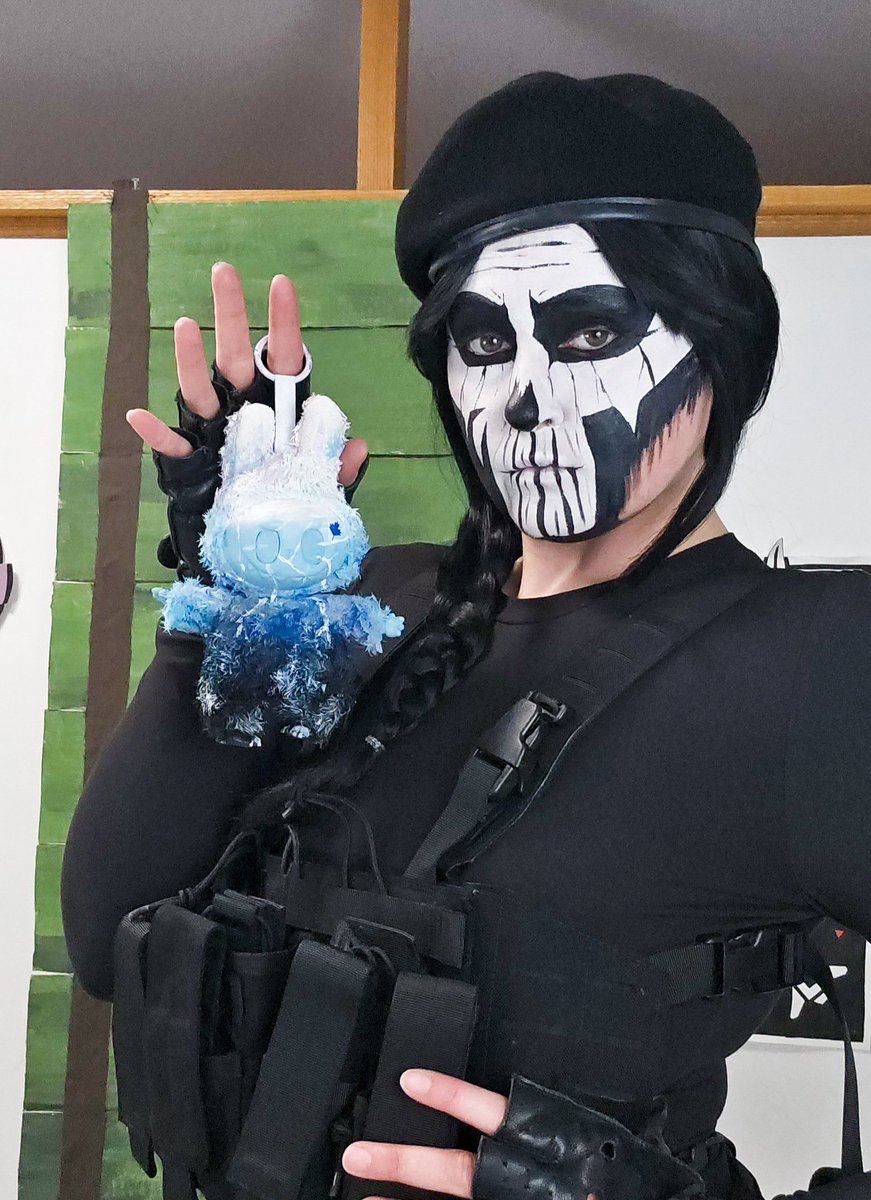 CloverCosplays's tweet image. I have the one and only Rainbow Six Siege Black Ice ✨️Labubu✨️