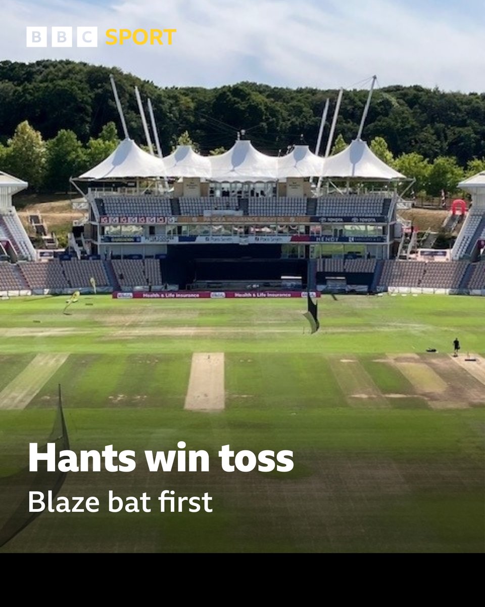solentsport's tweet image. LIVE COMMENTARY- @hantscricket Women v @TheBlazeCricket T20 from 6.30pm -with Kevan James, Charlie Harden & Introducing Freya Watkinson.
Link to BBC Online🔽
bbc.co.uk/sport/cricket/…
Live picture feed-Hants cricket website
