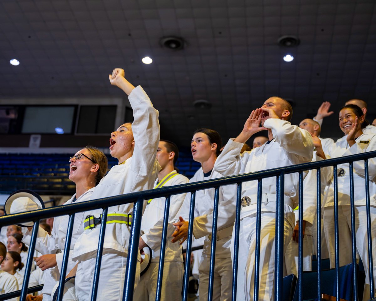 NavalAcademy's tweet image. Last night the Class of 2029 participated in The Wrestling Smoker in Alumni Hall during plebe summer. All contestants showed an incredible amount of heart, grit, and desire to win.
