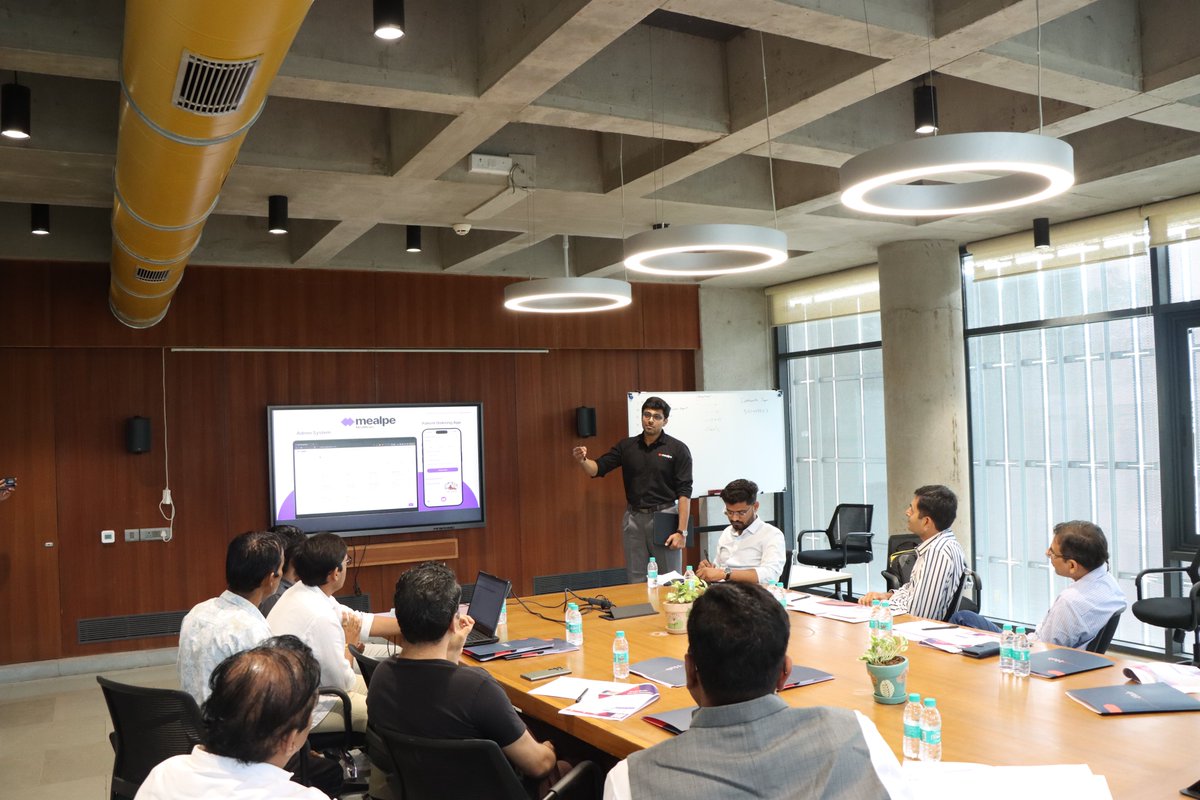ihubgujarat's tweet photo. As part of the Healthcare Innovathon, organized by i-Hub Gujarat &amp; @IMAIndiaOrg, the second segment of the event featured pitching sessions where nine startups presented their innovations before the 1st panel, which consisted of six healthcare investors &amp; professionals. https://t.co/yNMBzfEIzb
