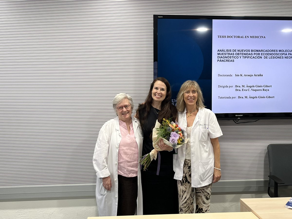 Servei Gastroenterologia Hospital Clínic Barcelona (@gasclinicbcn) on Twitter photo 📣 Brillant defensa de tesi doctoral de <a href="/ikaraujoa/">Isis Araujo</a> sota la direcció de <a href="/evaqueroraya/">Eva C. Vaquero</a> i Àngels Ginès
📖 Nous biomarcadors per ecoendoscòpia per la tipificació de les lesions neoplàsiques del pàncrees
🎉 Enhorabona Isis i directores! 🎉 📣 Brillant defensa de tesi doctoral de <a href="/ikaraujoa/">Isis Araujo</a> sota la direcció de <a href="/evaqueroraya/">Eva C. Vaquero</a> i Àngels Ginès
📖 Nous biomarcadors per ecoendoscòpia per la tipificació de les lesions neoplàsiques del pàncrees
🎉 Enhorabona Isis i directores! 🎉