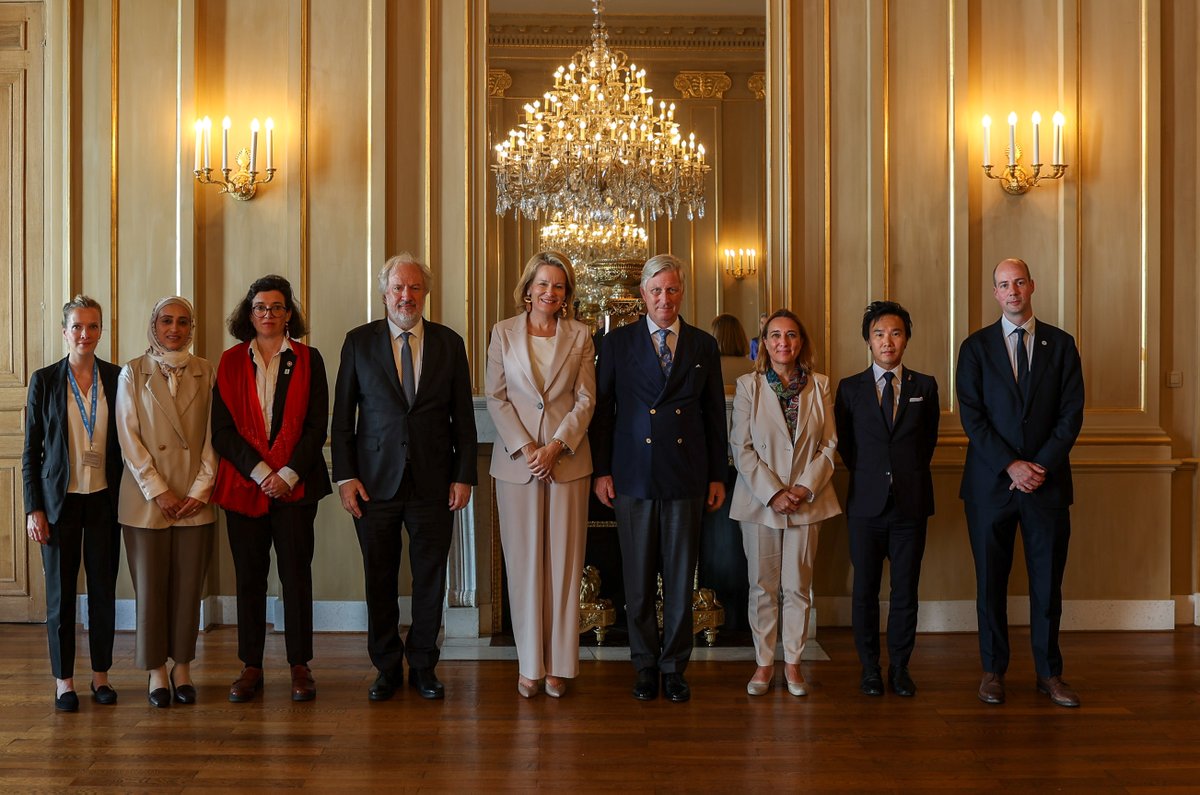 💬 Le Roi et la Reine se sont réunis avec des représentants de différentes organisations humanitaires actives à Gaza.