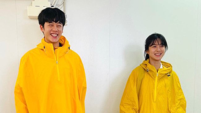 yourecho_'s tweet photo. Younjung and Jungha through 2021 to 2025 — please always stay silly and successful together forever 💛 https://t.co/y6nkLon3lK