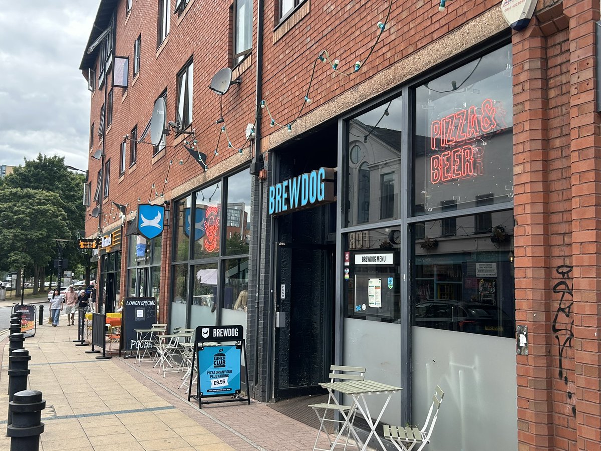 andiabz's tweet photo. And would you believe Iβve finally completed the UK in @brewdog beer visa 1 π only taken 7 years π @BrewDogSheff #BrewDogging https://t.co/8Ims3OSO0K