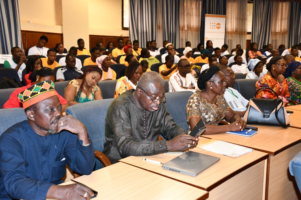 UNFPA Burkina Faso (@unfpabf) on Twitter photo 🇧🇫 Le #BurkinaFaso a célébré le 17 juillet la #JournéeMondialeDeLaPopulation.
Objectif : sensibiliser aux enjeux démographiques, à la santé reproductive et au développement durable.
<a href="/onubf/">ONU Burkina Faso</a> 🇧🇫 Le #BurkinaFaso a célébré le 17 juillet la #JournéeMondialeDeLaPopulation.
Objectif : sensibiliser aux enjeux démographiques, à la santé reproductive et au développement durable.
<a href="/onubf/">ONU Burkina Faso</a>